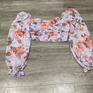 Floral top with puffy sleeves